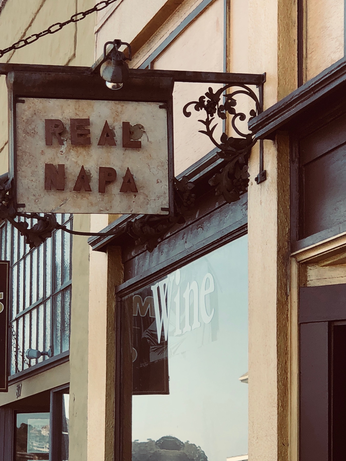 Wine tasting experience at Real Napa Fotsch Vineyards Sausalito